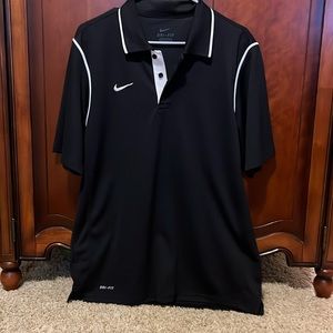 Nike dri fit polo. Size medium